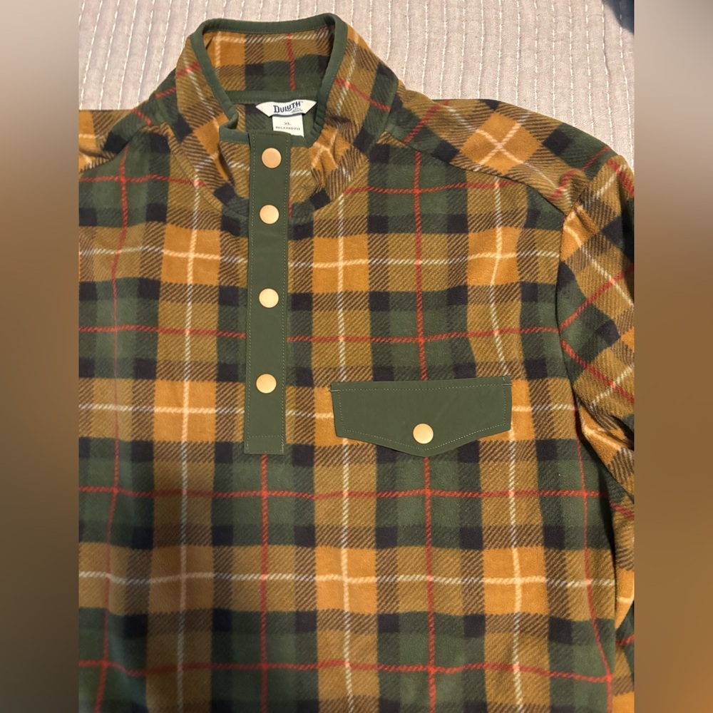 Duluth Trading Co Men's Button Down Shirt - Green and Tan Plaid